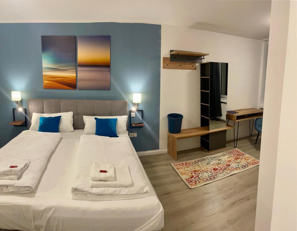Aparthotel Neumuenster City ภายนอก รูปภาพ