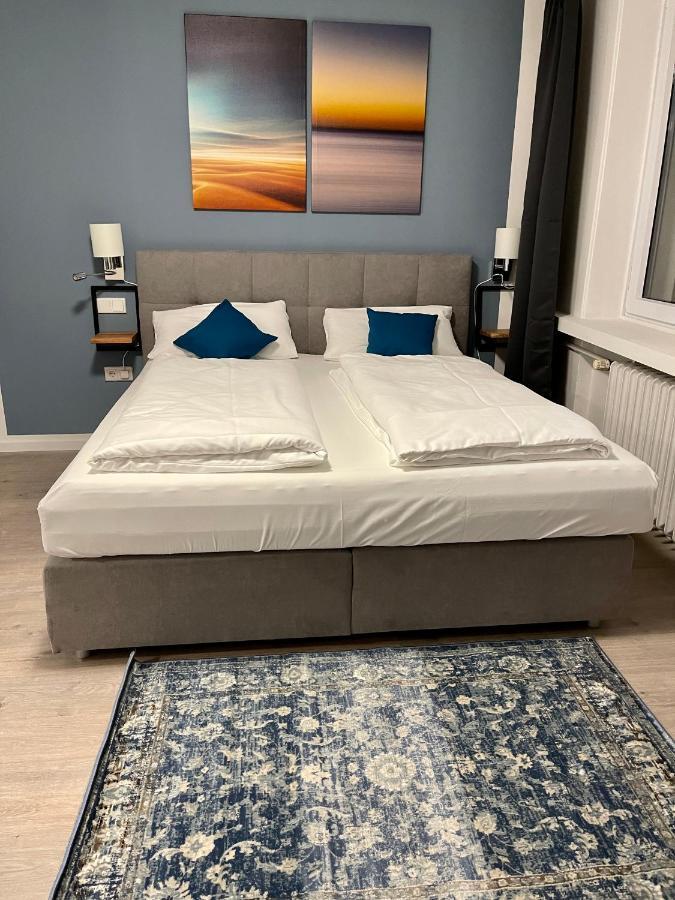 Aparthotel Neumuenster City ภายนอก รูปภาพ